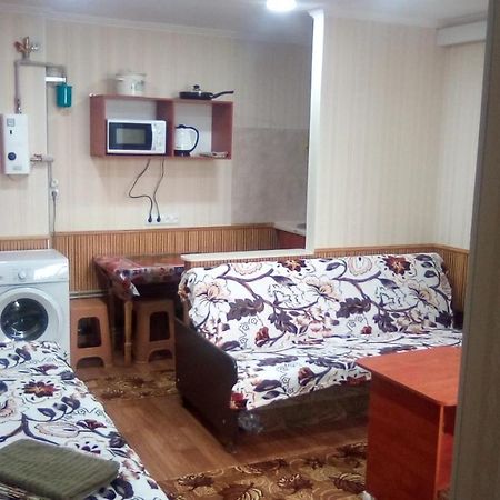 1-Я Слободская, 17А, Угол Проспекта Центрального, 3 Дивана, Wi-Fi, Отдельный Вход. Mikolajiv Kültér fotó
