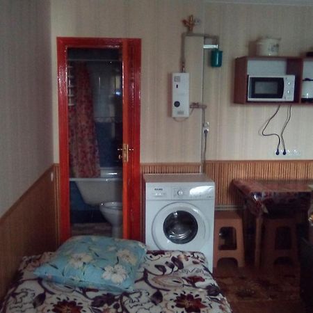 1-Я Слободская, 17А, Угол Проспекта Центрального, 3 Дивана, Wi-Fi, Отдельный Вход. Mikolajiv Kültér fotó